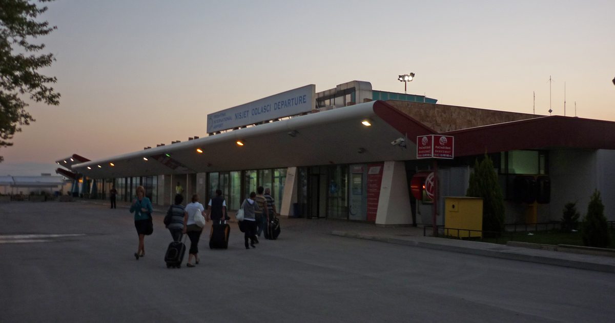 Airport Etiquette and Immigration Tips for First Time International Travelers